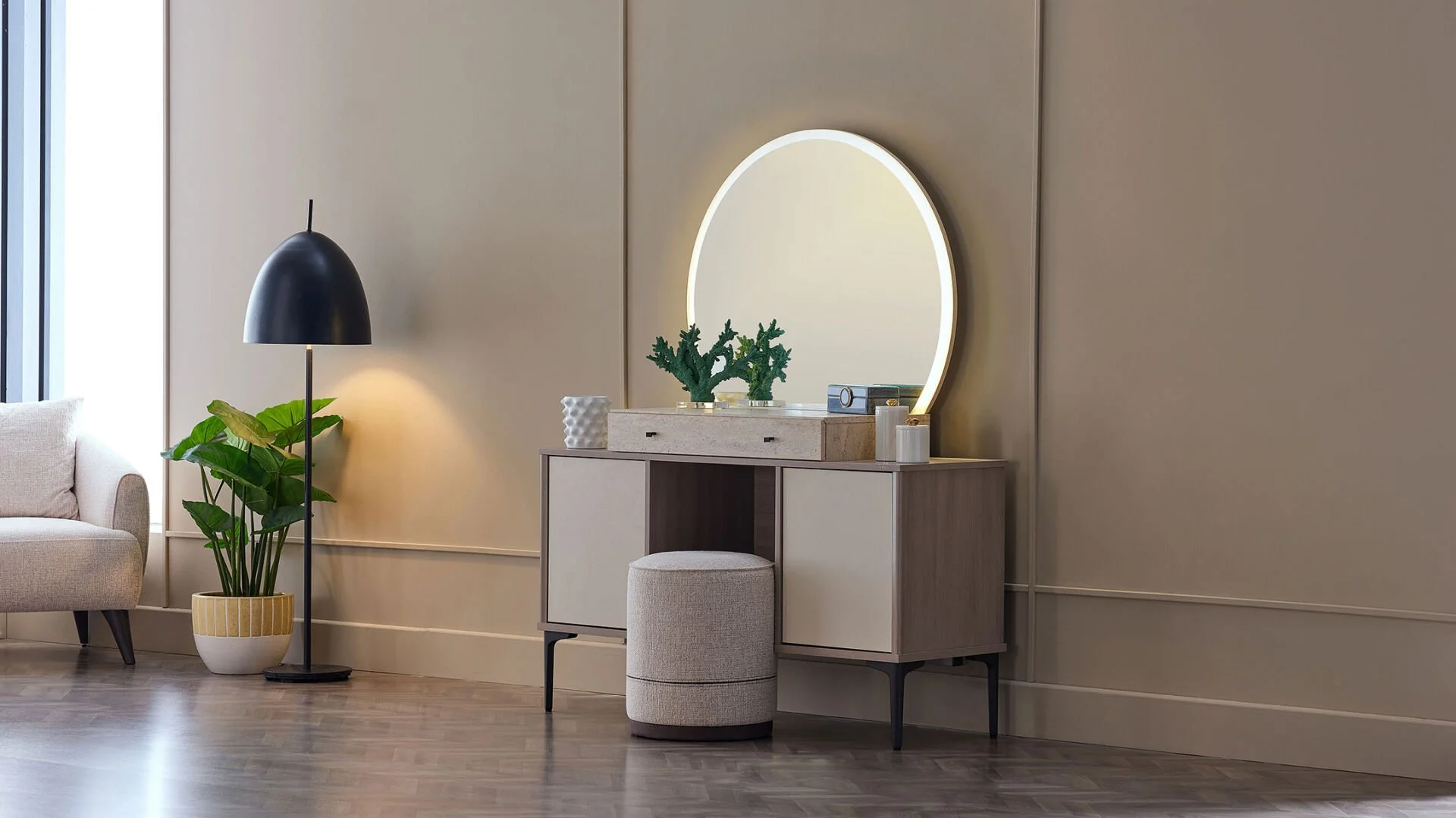 [22MOO2100XHXI] PN MONA MAKYAJ MASASI MONA MESE/MONA SÜNG.KREM 