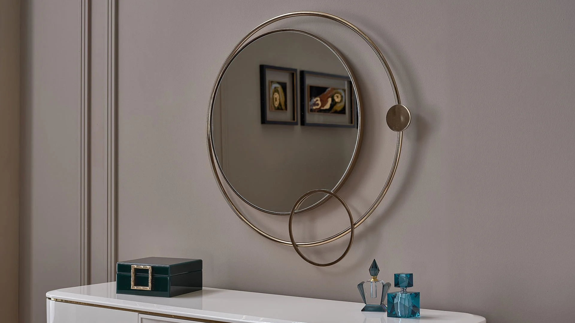 PN PLAZA MAKYAJ AYNASI FILDISI 